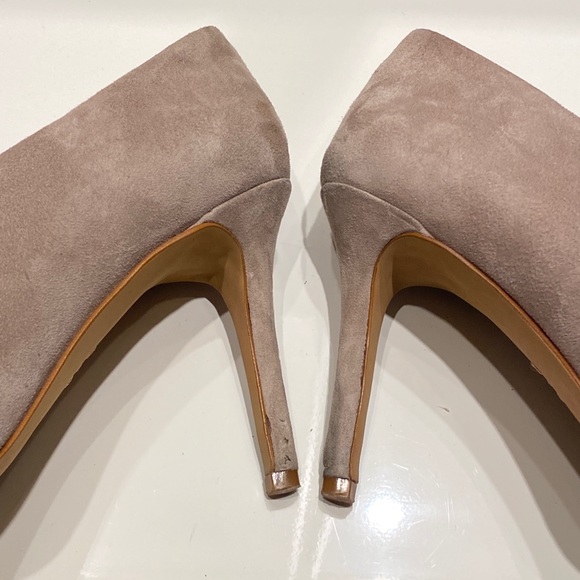 Vince Camuto Ankia Suede Pump - Nude - 7.5 - EUC! - Picture 7 of 9